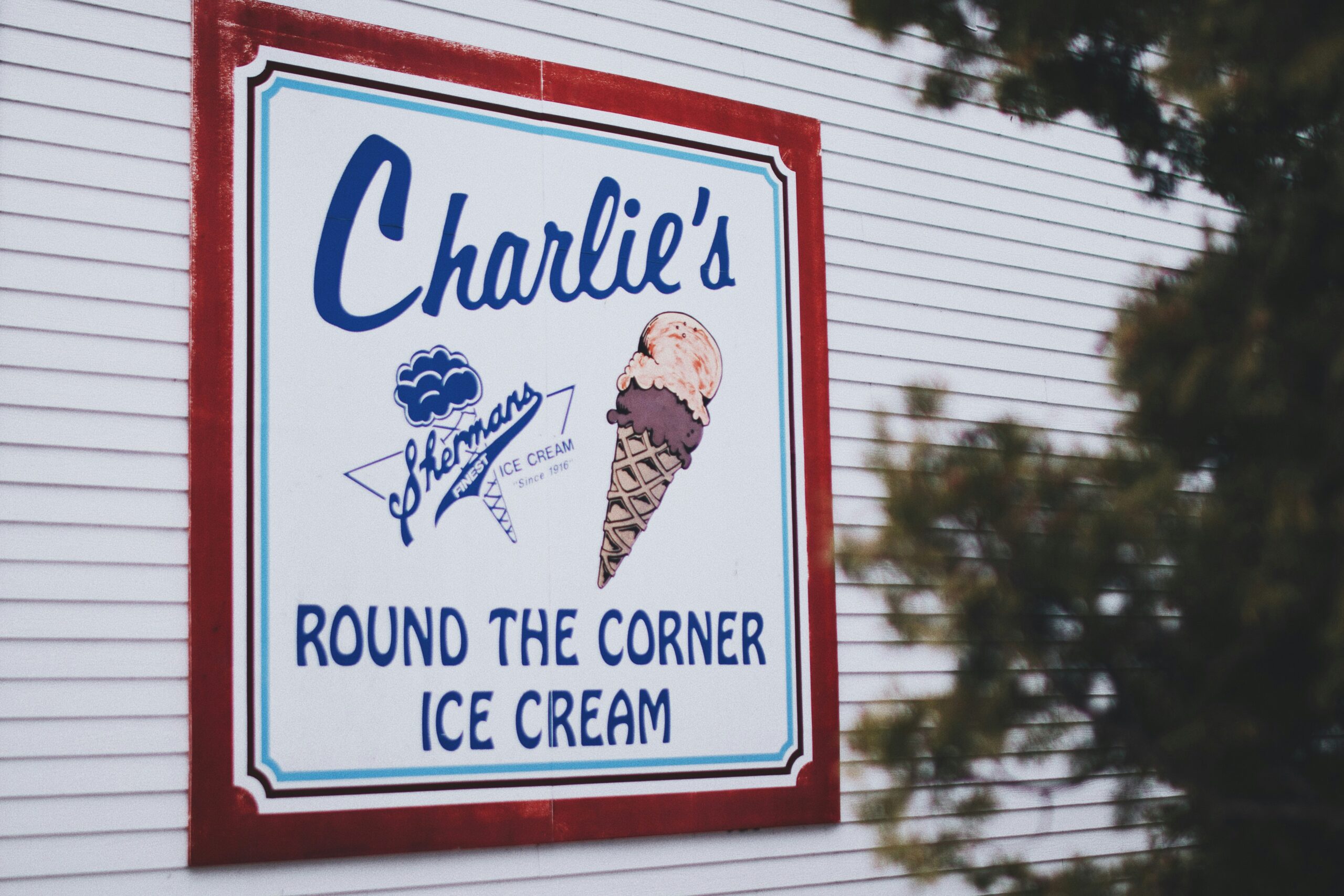 charlies ice cream shermans saugatuck